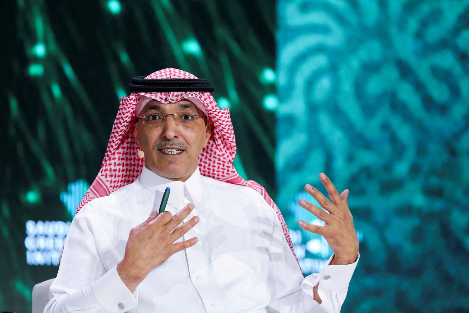 Saudi GDP Growth Forecast Exceeds Global Outlook with Strong Non-Oil ...