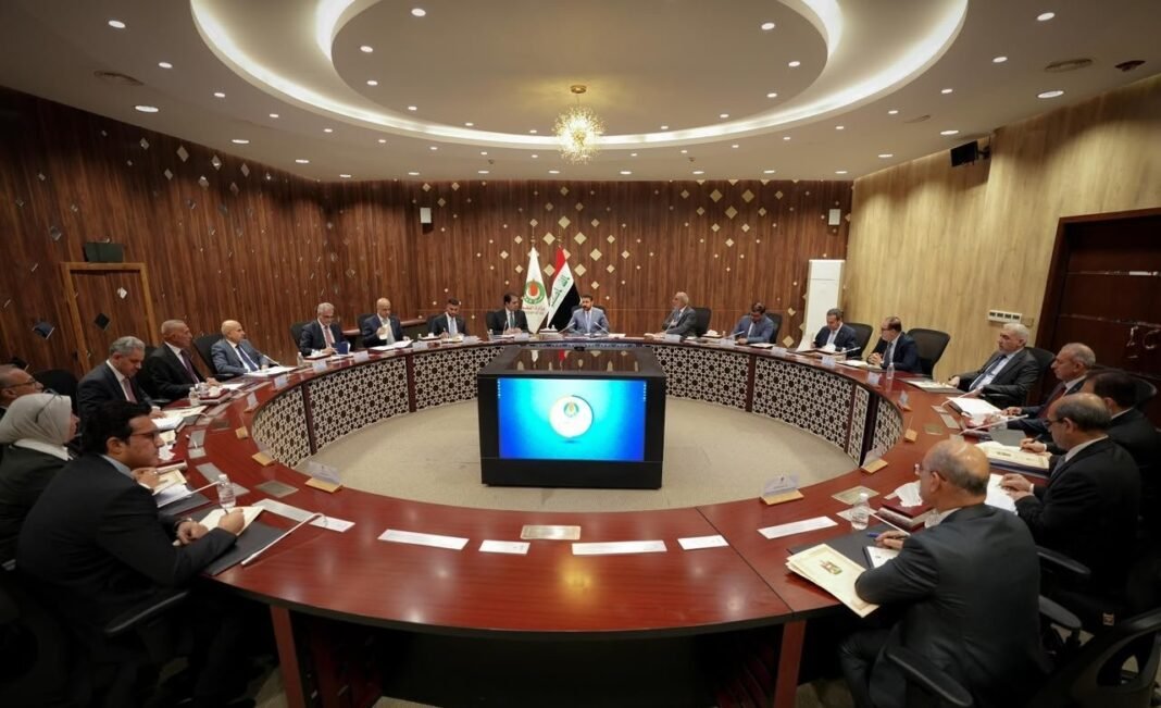 Iraqi Prime Minister Ali Falih Al-Zaidi chairs a meeting with senior officials at the Ministry of Oil in Baghdad